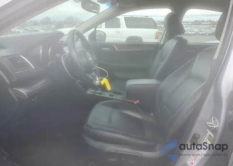 2018 Subaru Legacy 2.5I Limited z USA, uszkodzony, nr VIN 4S3BNAN62J3032753